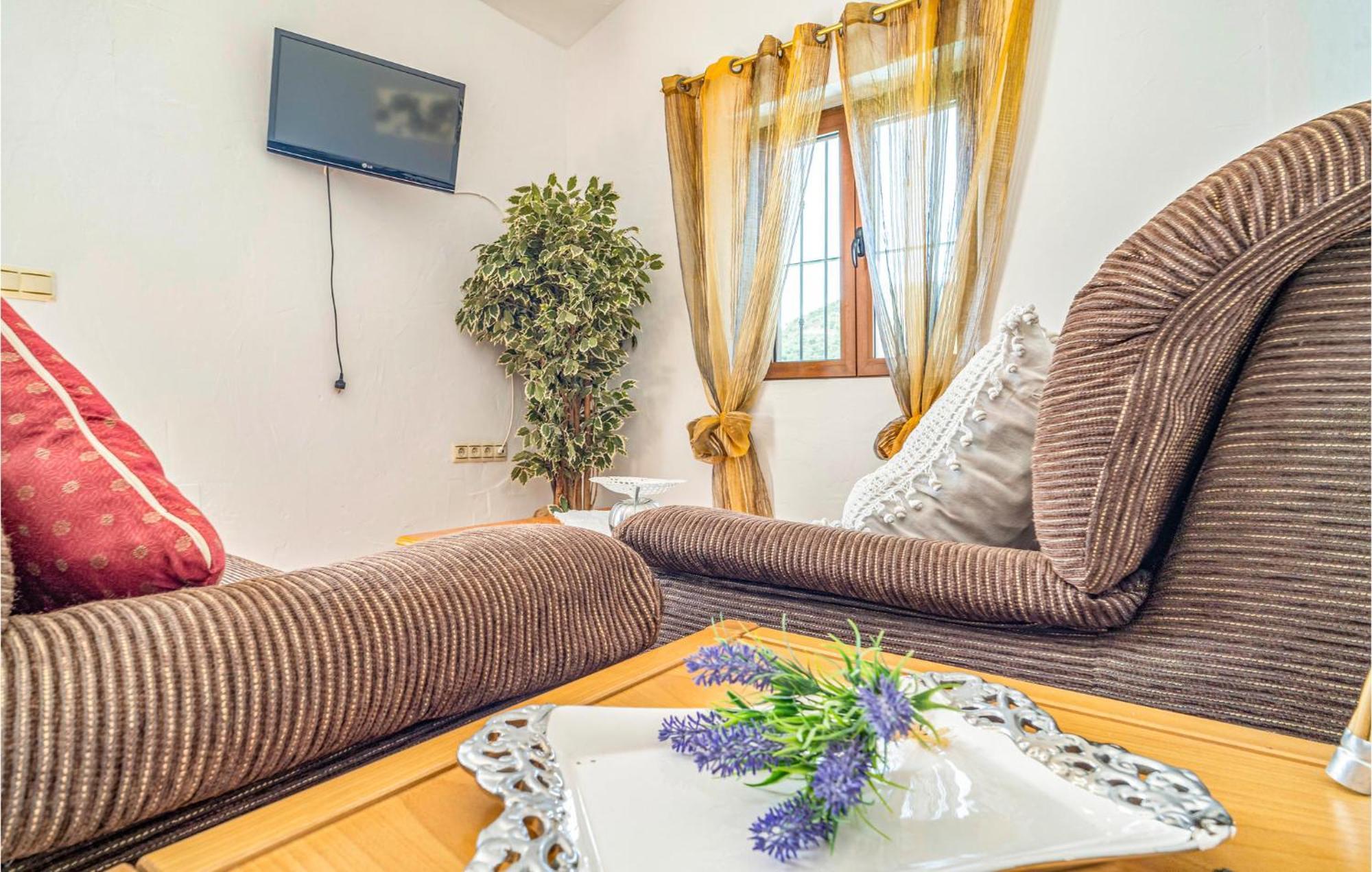 Gorgeous Home In Cajiz With Wifi Cajís المظهر الخارجي الصورة