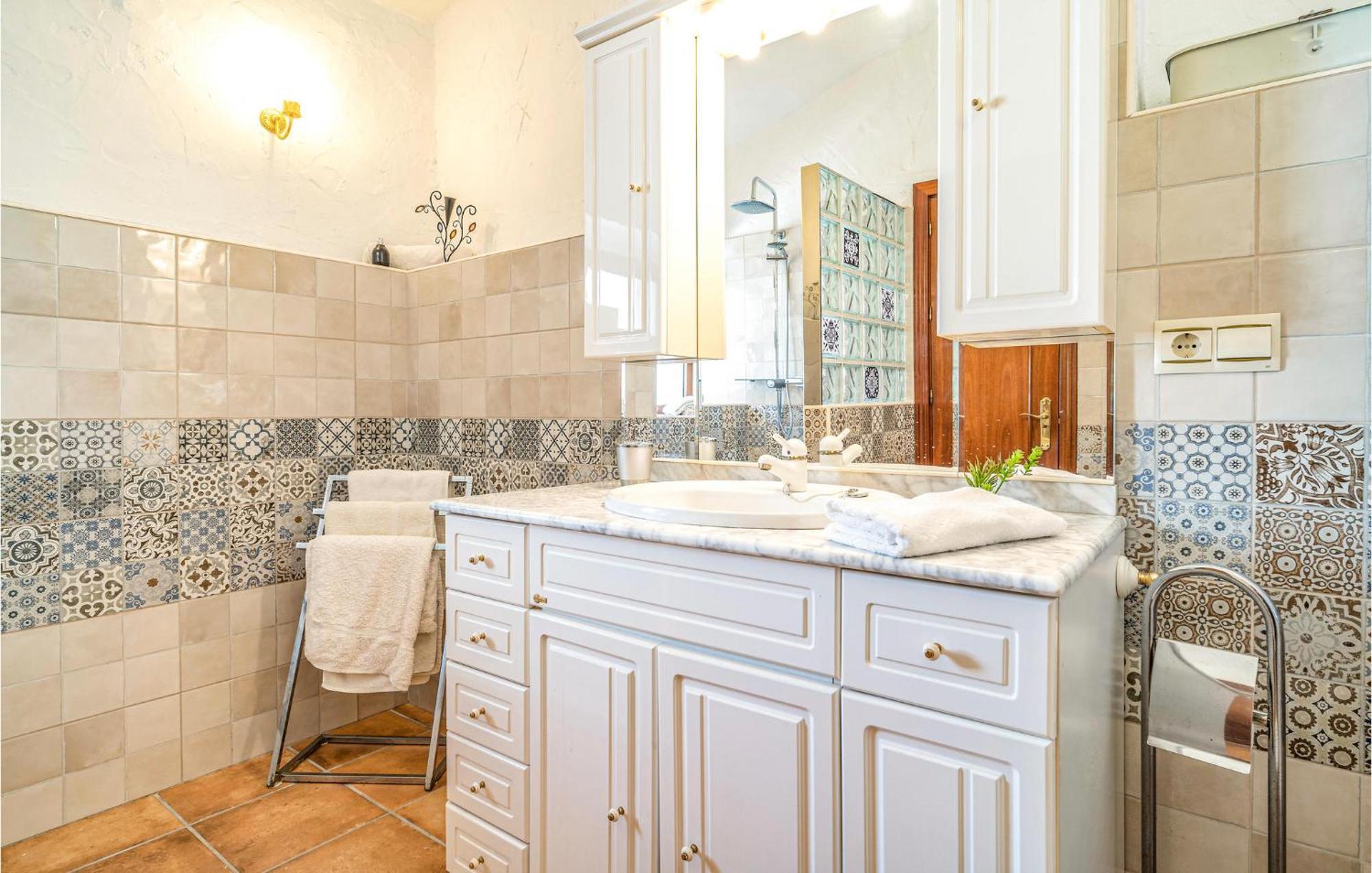 Gorgeous Home In Cajiz With Wifi Cajís المظهر الخارجي الصورة